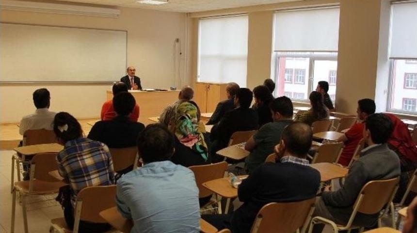 Be&uuml;&rsquo;de Felsefenin İslami Ser&uuml;veni Anlatıldı