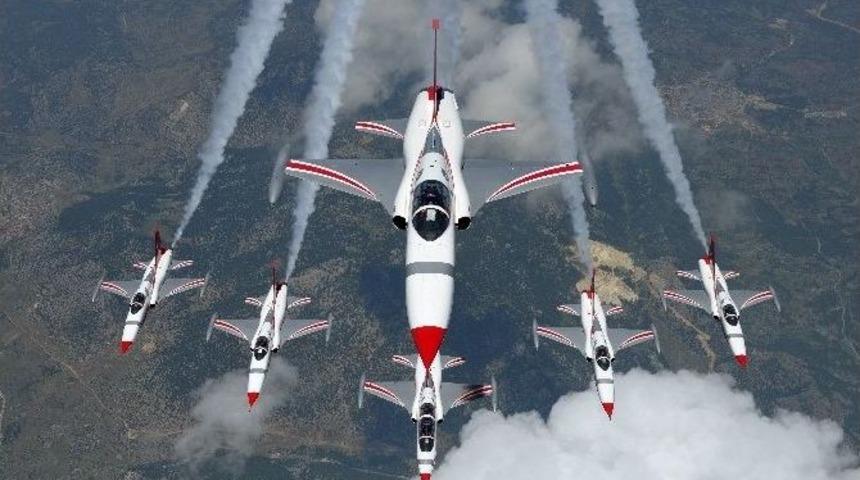 Expo 2016&rsquo;dan &rsquo;t&uuml;rk Yıldızları Ve &rsquo;solo T&uuml;rk&rsquo;e Davet