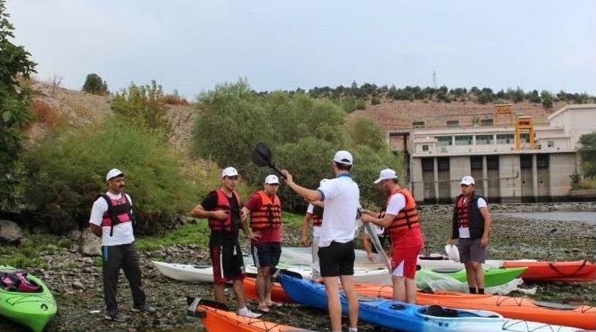Sarıcakaya&rsquo;da Kano Ve Kayak Etkinliği