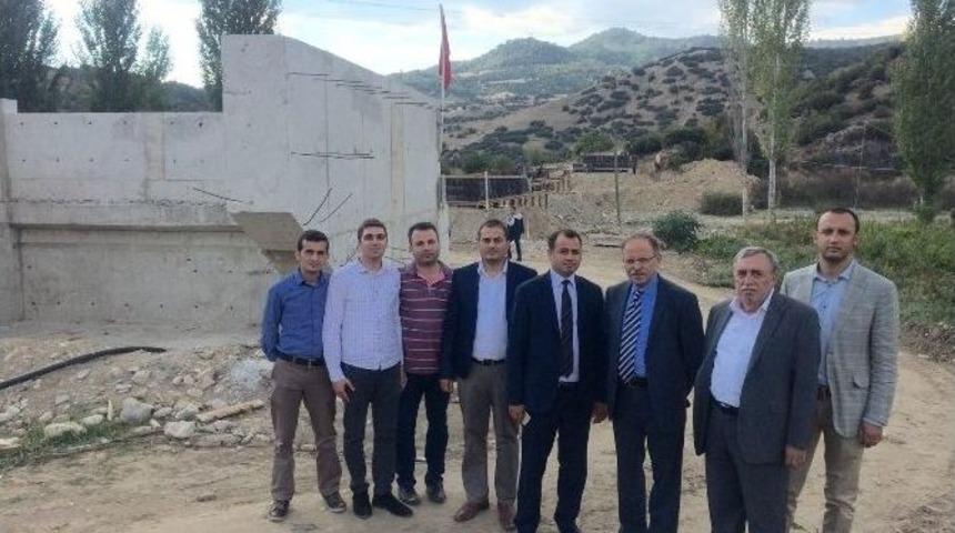 Manisa&rsquo;nın En Doğusuna Hizmet Yağıyor