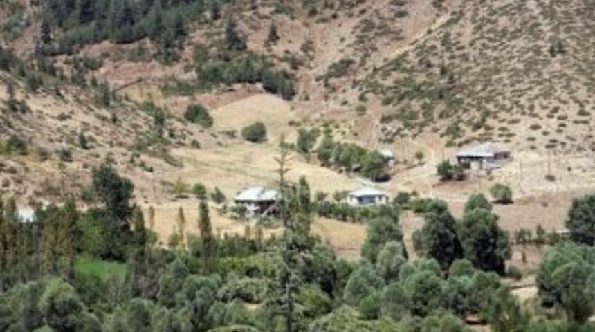 Adana&rsquo;da Başsız Ceset Bulundu