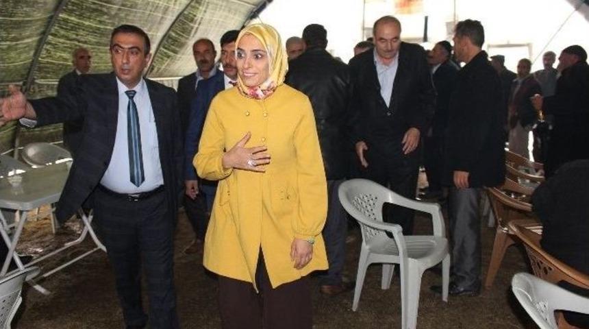 Zehra Taşkesenlioğlu: &ldquo;istikbale İstikrarla Y&uuml;r&uuml;yeceğiz&rdquo;