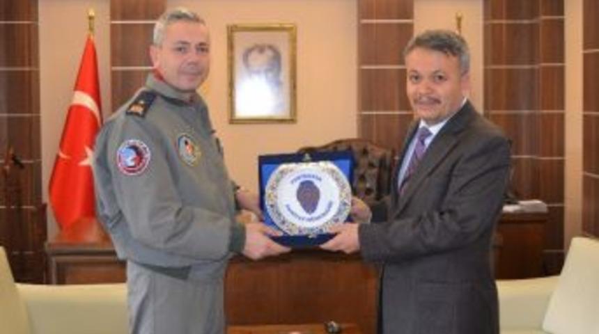 Tuğgeneral Pak&rsquo;tan Emniyete İade-i Ziyaret