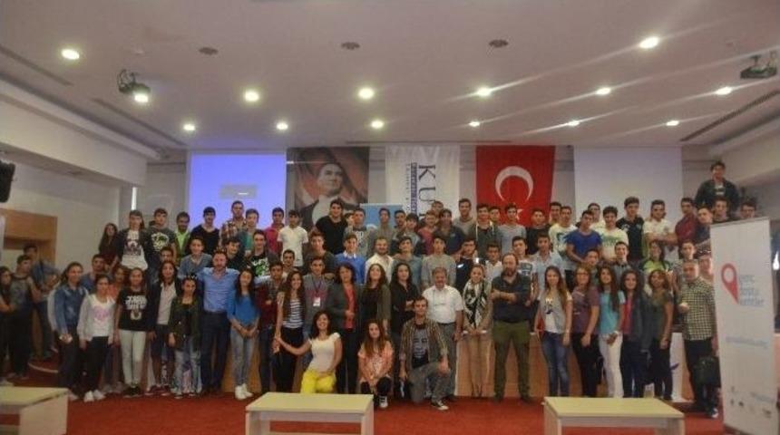 Gen&ccedil; Dostu Kentler &Ccedil;alıştayı Kuşadası&rsquo;nda Yapıldı