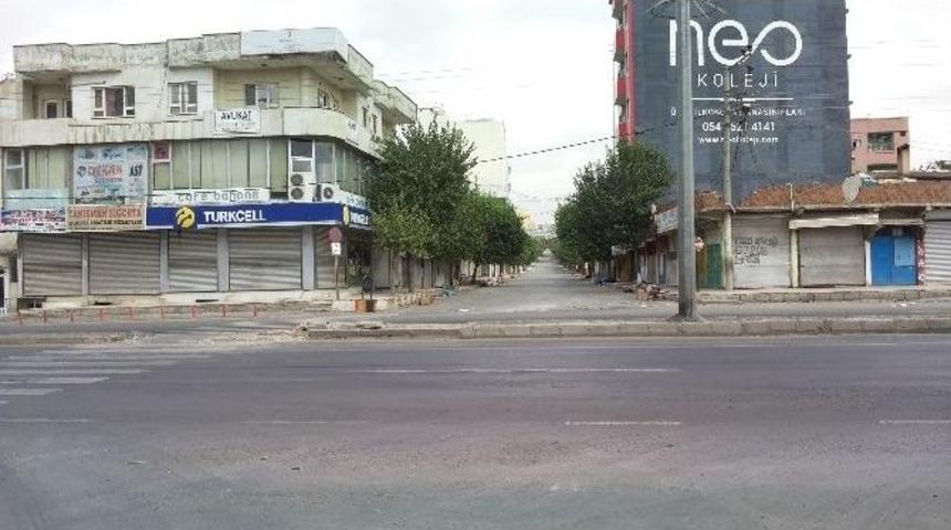 Silopi&rsquo;de Sokağa &Ccedil;ıkma Yasağı Devam Ediyor