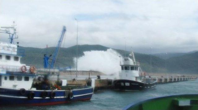 Amasra’da Dev Dalgalar