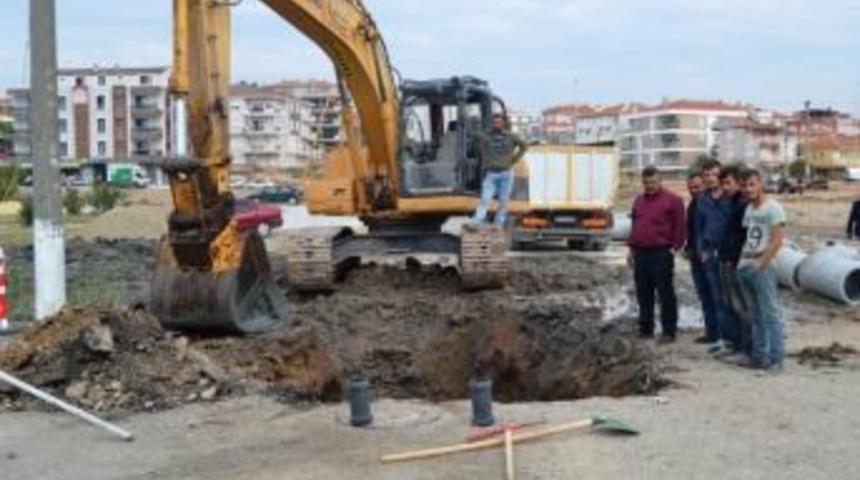 Sarımsaklı&rsquo;da Yonca 1 Sitesinin Altyapı &Ccedil;alışmaları Başladı