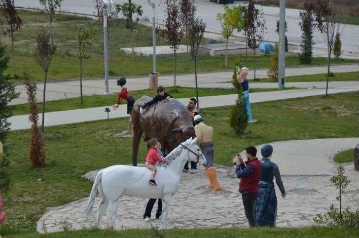 Bozüyük’te Parklara Saldırılar Sürüyor G3