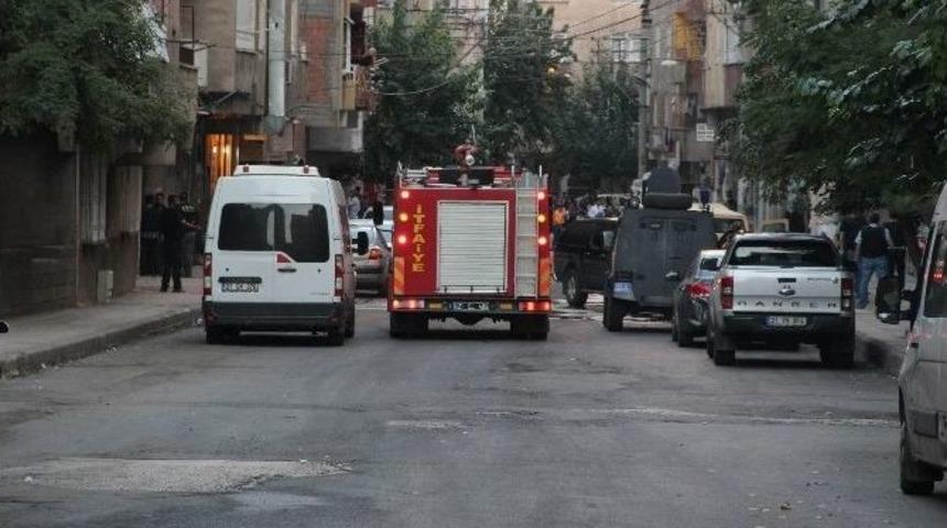 Diyarbakır&rsquo;da Operasyon: 1 Ter&ouml;rist &Ouml;ld&uuml;r&uuml;ld&uuml;