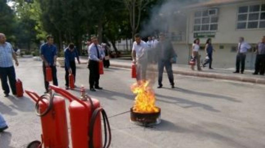 Ks&uuml;&rsquo;de Yangın Tahliye Tatbikatı