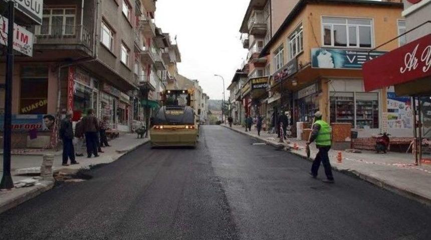 Orgeneral Asım G&uuml;nd&uuml;z Caddesi&rsquo;ne Kaliteli Asfalt