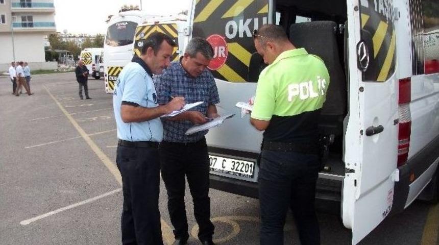 B&uuml;y&uuml;kşehir, Alanya&rsquo;da Okul Servislerini Denetledi