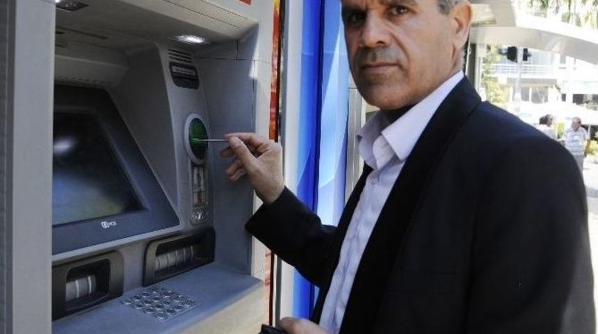 Dolandırılan Bilişim Su&ccedil;ları Uzmanı İsa Altun: "hırsızlar Boyut Değiştirdi"