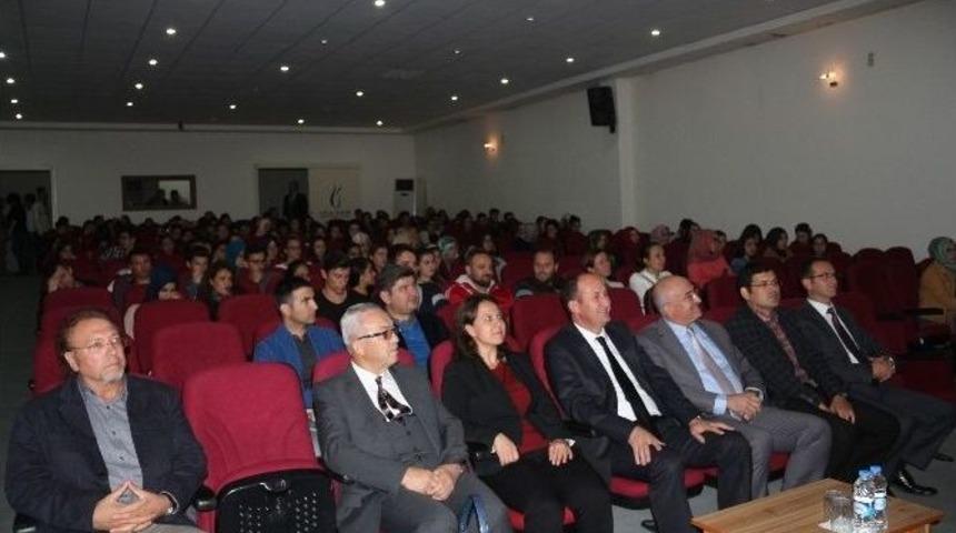 Kaymakam Kantay, &Uuml;niversite &Ouml;ğrencileriyle Buluştu