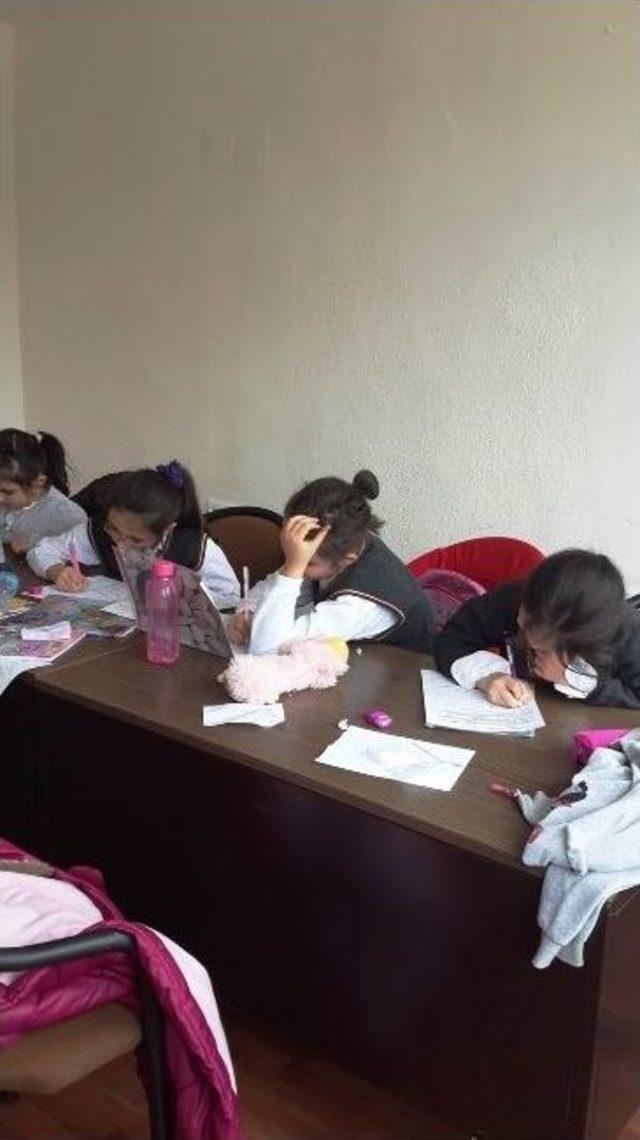 Niğde Üniversitesi Sürekli Eğitim Merkezinden Temel Eğitime Destek Programı