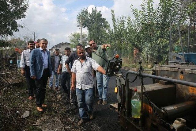 Adapazarı Belediyesi Asfalt &Ccedil;alışmalarını S&uuml;rd&uuml;r&uuml;yor 1