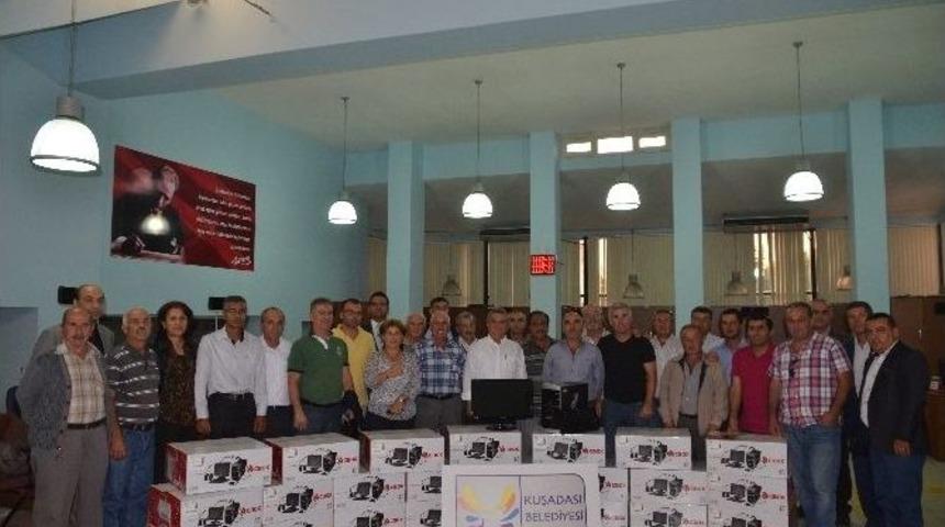 Kuşadası Belediyesi&rsquo;nden 23 Muhtarlığa Bilgisayar