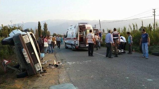 İzmir’de Trafik Kazası: 2 Yaralı