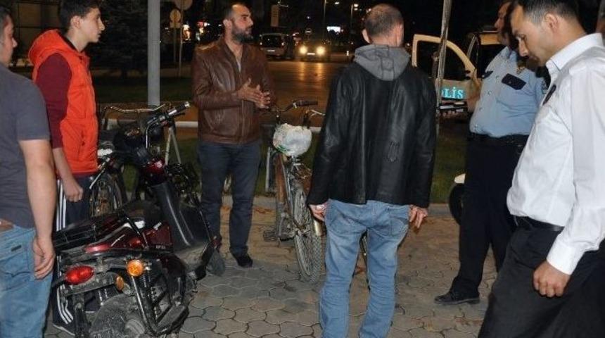 &Ccedil;alınan Elektrikli Bisikletini Avm Otoparkında Buldu