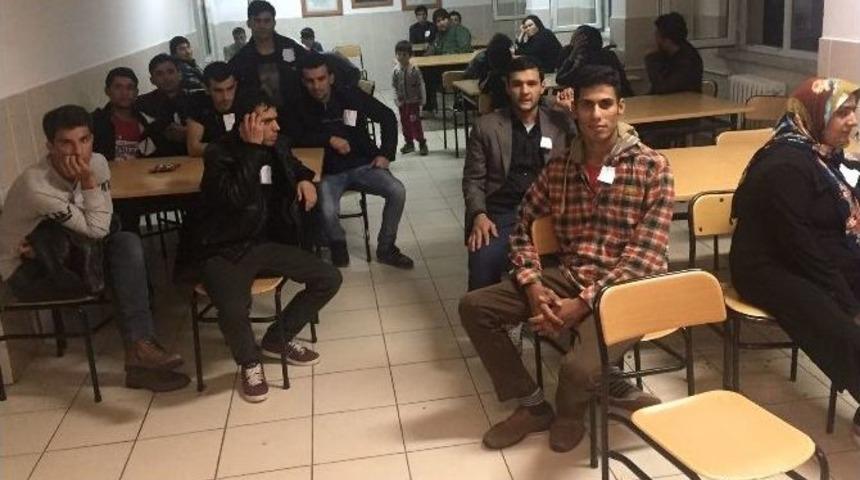 G&ouml;&ccedil;men Ka&ccedil;ak&ccedil;ılığı Operasyonu Jandarma Kamerasında