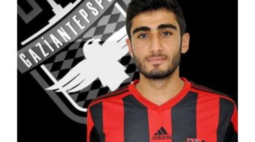 T&uuml;rk Asıllı Oyuncu Yıldızlaştı, İsve&ccedil; Turnuvaya G&ouml;z Kırptı