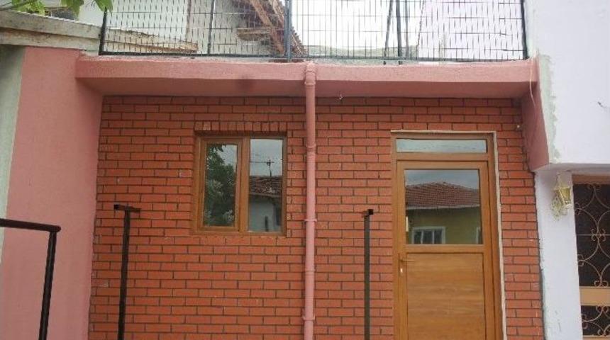 İn&ouml;n&uuml; İsmetpaşa&rsquo;daki &Ccedil;amaşırhane Yenilendi