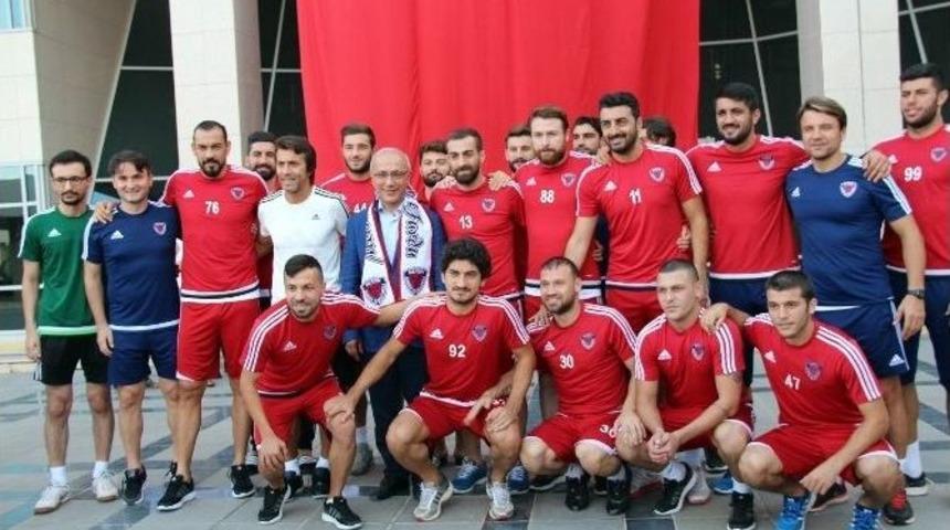 L&uuml;tfi Elvan, Mersin İdmanyurdu&rsquo;nu Ziyaret Etti