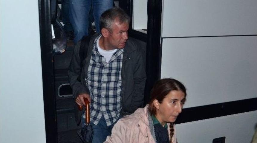 Ter&ouml;r Saldırısının Yaşandığı Miting Alanından D&ouml;nenleri Sloganlarla Karşıladılar