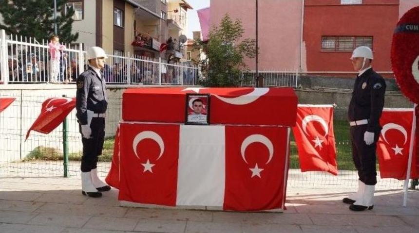&Ccedil;ubuk&rsquo;ta Şehit Polisi Son Yolculuğuna Binlerce Vatandaş Uğurlandı