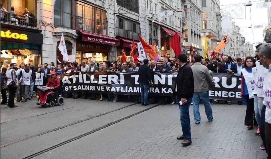 Taksim&rsquo;de Bombalı Saldırı Protestosu