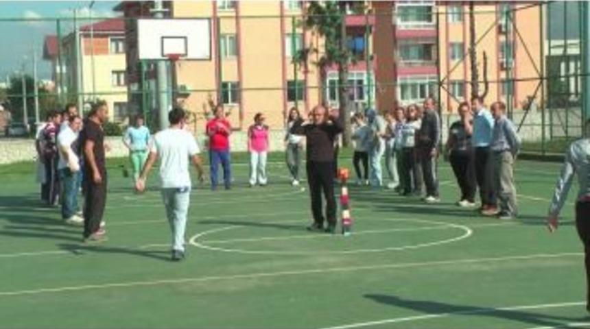 Eski Oyunları &Ouml;ğreniyorlar