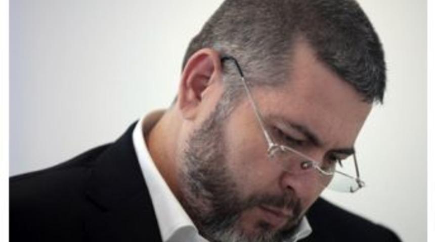 Ter&ouml;re Bir Lanet De Akademi D&uuml;nyasından