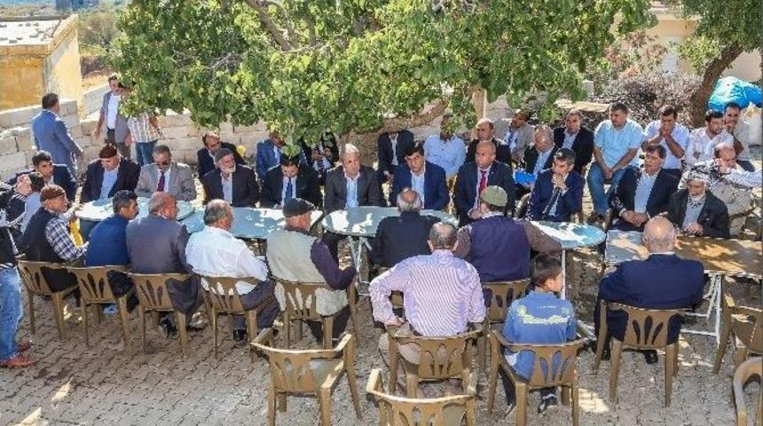 Ak Parti Milletvekili Şamil Tayyar Mahalleleri Gezdi