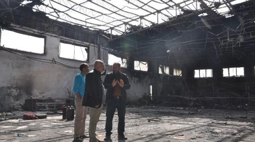 Sorgun&rsquo;da Yanan Tekstil Fabrikası Destek Bekliyor