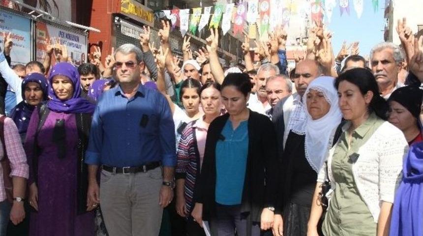 Ankara&rsquo;daki Katliam Viranşehir&rsquo;de Protesto Edildi