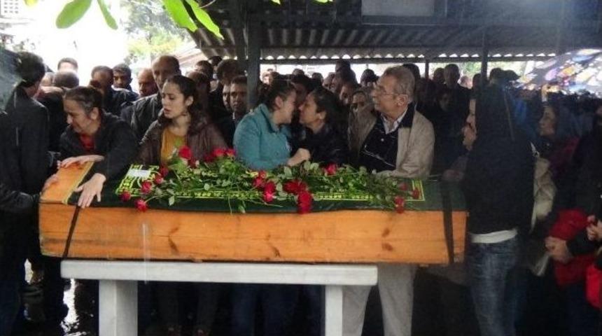 Ankara&rsquo;da &Ouml;len Emep &Ccedil;anakkale İl Başkanı Toprağa Verildi