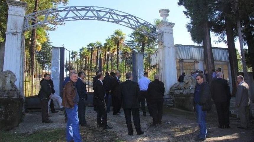 Rize&rsquo;den G&uuml;rcistan&rsquo;a &Ccedil;ay Tarımını Yerinde G&ouml;rmek İ&ccedil;in Gittiler Ama Hayal Kırıklığı Yaşadılar