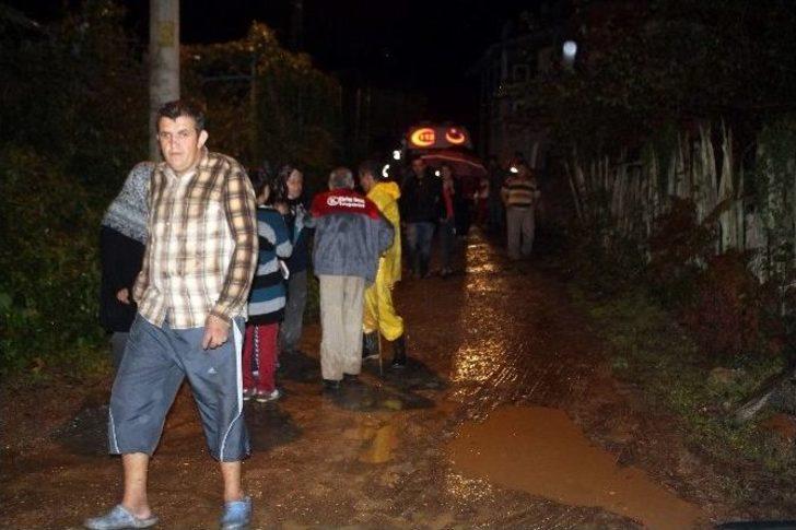 Ormanlık Alanda Kaybolan 3’ü Kadın 4 Kişi, 6 Saat Sonra Kurtarılabildi G5