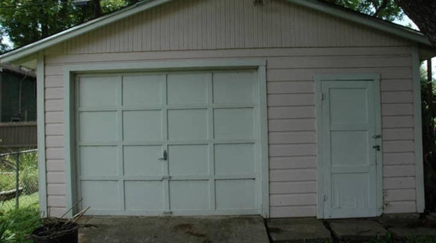 Garajı lüks bir eve çevirdiler