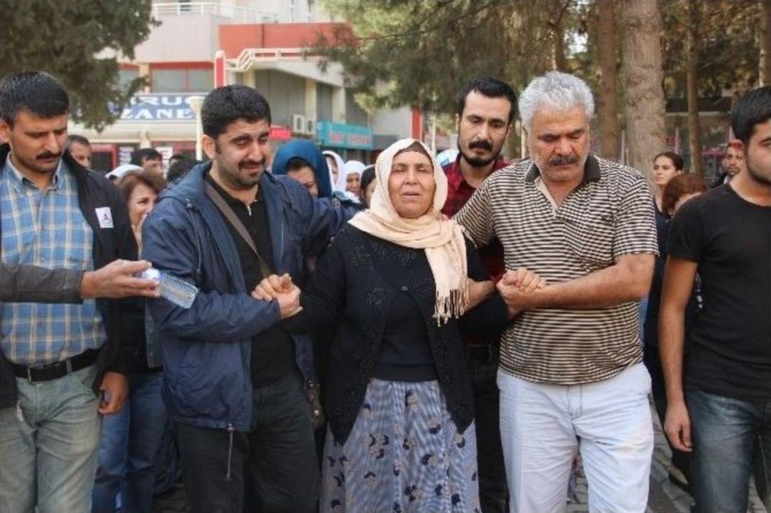 Ankara&rsquo;daki Patlamadahayatını Kaybeden Yılmaz Elmascan Suru&ccedil;&rsquo;ta Defnedildi