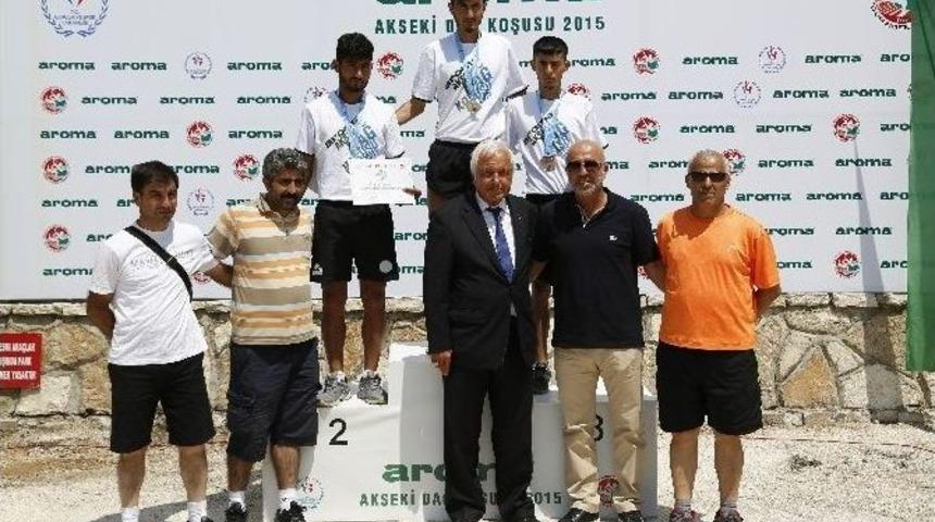 Aroma Akseki Dağ Koşusu 1.&rsquo;si, &ldquo;d&uuml;nya Dağ Koşusu Şampiyonasında Gen&ccedil; Erkeklerde D&uuml;nya Şampiyonu&rdquo; Oldu