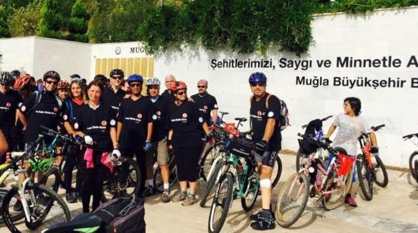 H&uuml;rpedal&rsquo;dan Şehitleri Anma Etkinliği