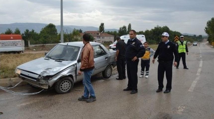 Niksar&rsquo;da Kaza: 2 Yaralı