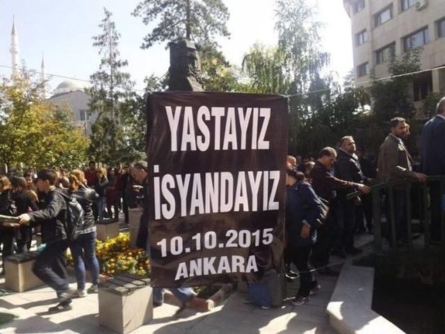 Ankara’da Ölenler Van’da Anıldı