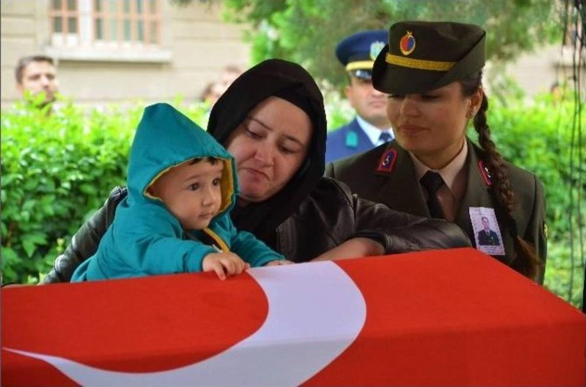 &ldquo;hadi Kalksana Yeşil G&ouml;zl&uuml;m&rdquo;