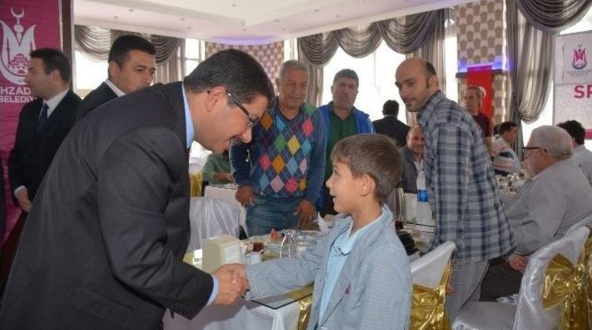 Şehzadeler Belediyesi&rsquo;nden Amat&ouml;re 100 Bin Lira Destek