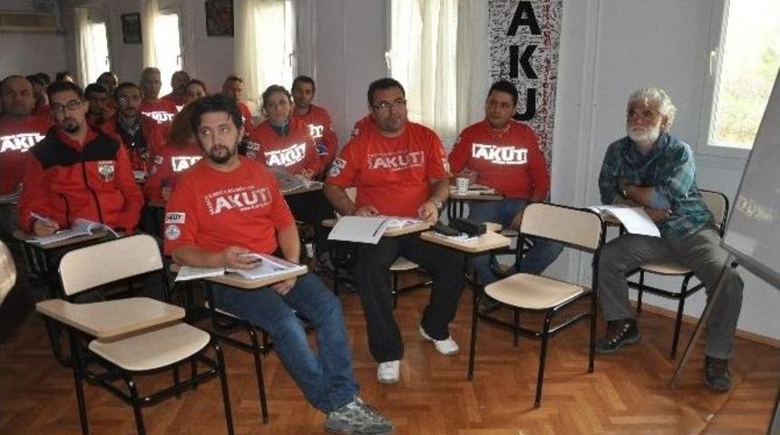 Boz&uuml;y&uuml;k&rsquo;te Akut Ekiplerine Eğitim Verildi