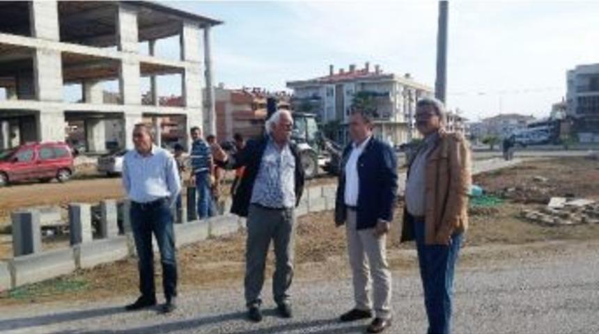 Ayvalık Belediyesinden Kavşak D&uuml;zenleme &Ccedil;alışmaları