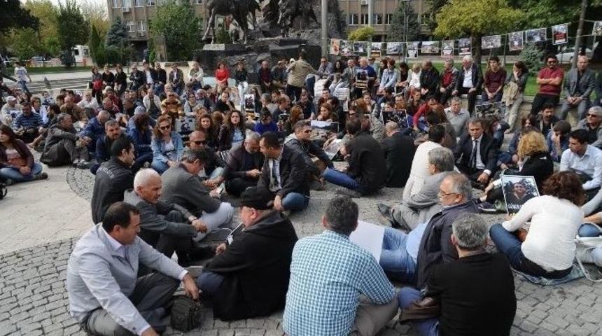 Uşak&rsquo;ta Oturma Eylemi