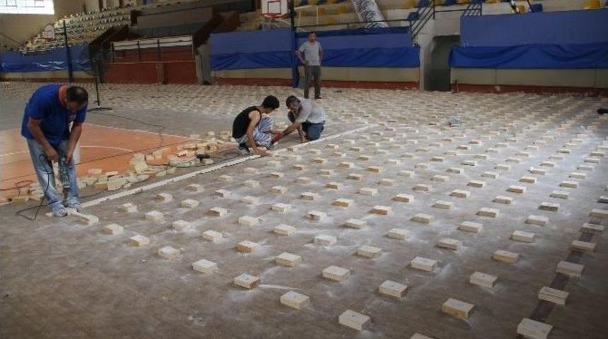 Alanya 75.yıl Spor Salonu Yenilendi